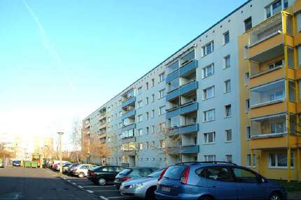 Wohnung zum Mieten in Rostock 436 € 72.55 m²