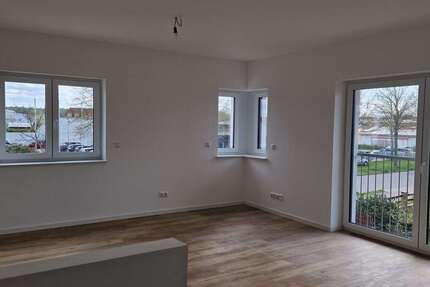 Wohnung Elmenhorst Elmenhorst - 1 Zimmer, 53 m&sup2;, 740&euro; | Angebot:27449279
