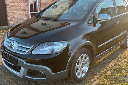 VW Golf 143.570 km 7.499 &euro; Bargeshagen 18211