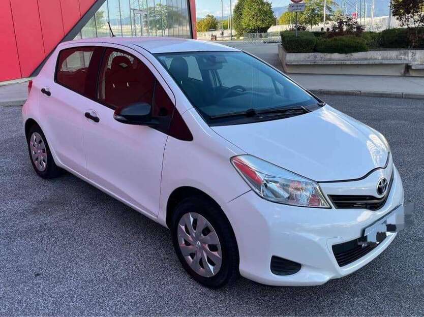 Toyota Yaris 230.000 km 4.000 € Rerik 18230