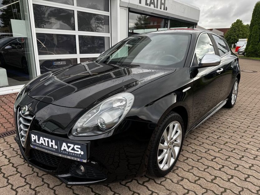 Alfa Romeo Giulietta 83.999 km 8.890 € Rostock 18059
