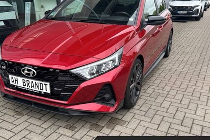 Hyundai i20 24.510 km 25.990 &euro; Rostock 18146