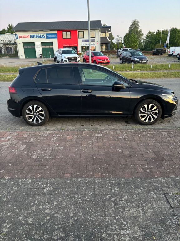 VW Golf 95.900 km 21.490 € Elmenhorst 18107