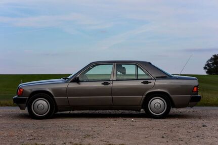 Mercedes 190