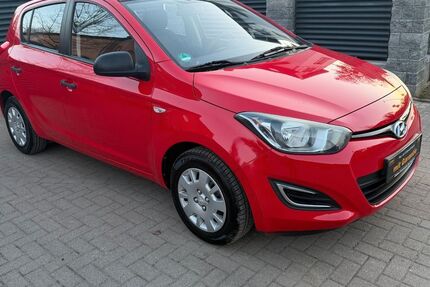 Hyundai i20 88.696 km 5.350 &euro; Bad Doberan 18209
