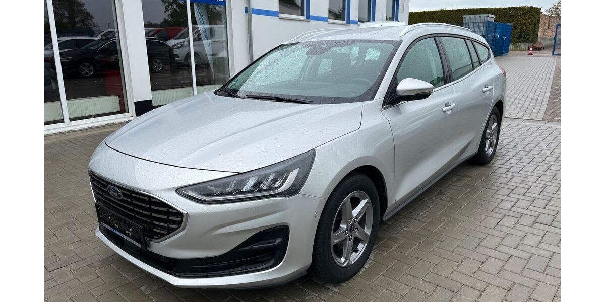 Ford Focus 51.829 km 17.990 &euro; Tessin 18195