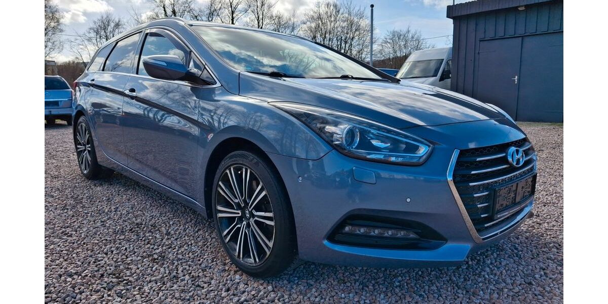 Hyundai i40 140.000 km 10.450 &euro; Bad doberan 18209
