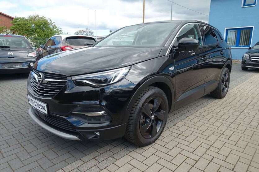Grandland X