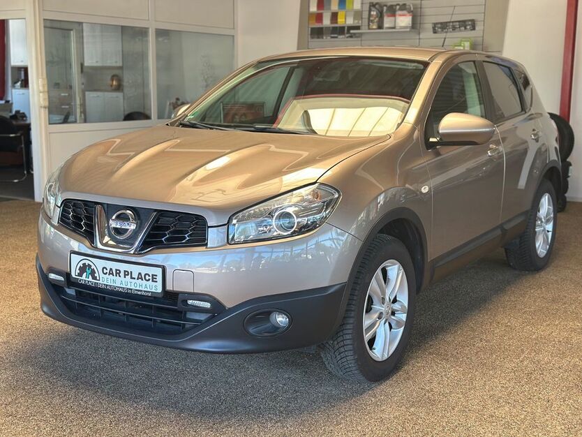 Nissan Qashqai 126.100 km 8.299 € Elmenhorst 18107