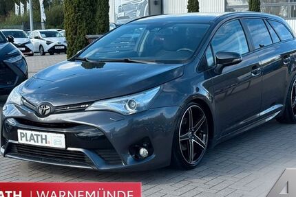 Toyota Avensis 121.250 km 14.990 &euro; Rostock-Warnemünde 18119
