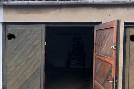 Garagen / Stellplätze Rostock Hansaviertel - 90&euro; | Angebot:26002906