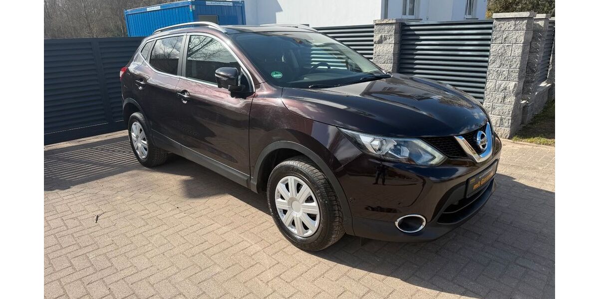 Nissan Qashqai 108.591 km 12.990 &euro; Bad Doberan 18209
