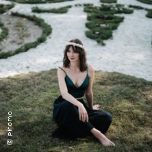Laura Folkers w/ Tomken, Florian Frank