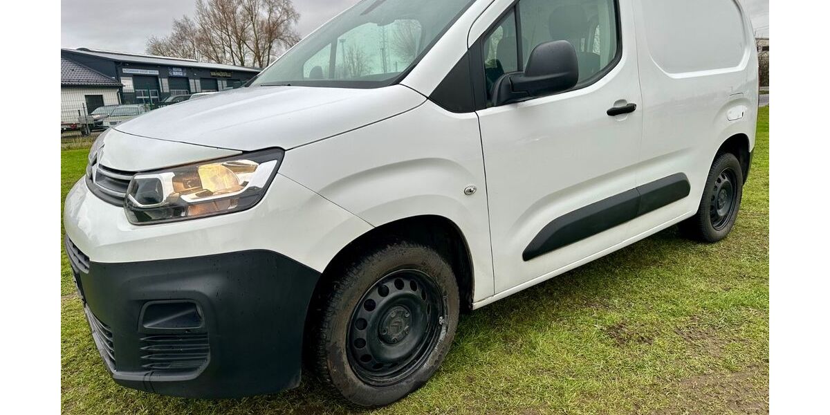 Citroen Berlingo 161.737 km 8.700 &euro; Rostock 18147