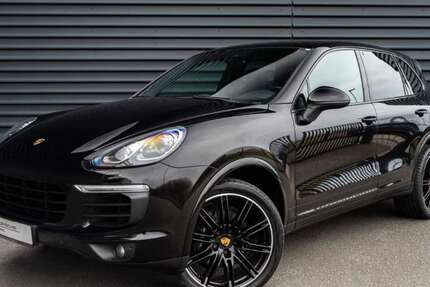 Porsche Cayenne 82.025 km 51.750 &euro; Papendorf 18059