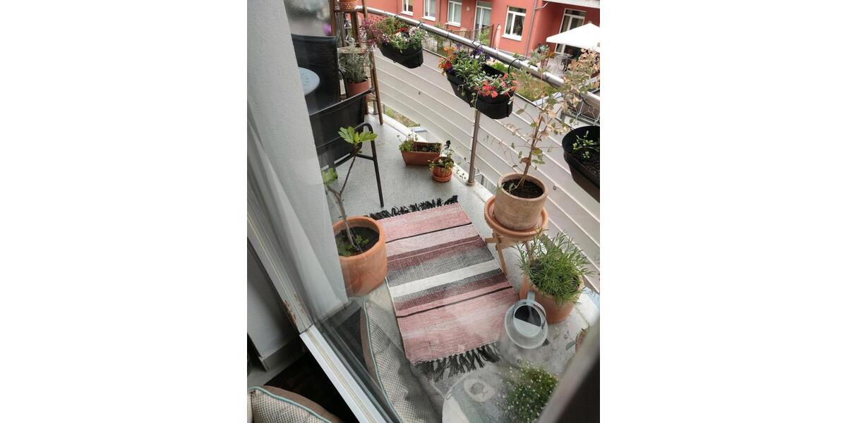 Etagenwohnung Rostock - 2 Zimmer, 71 m&sup2;, 860&euro; | Angebot:25394027