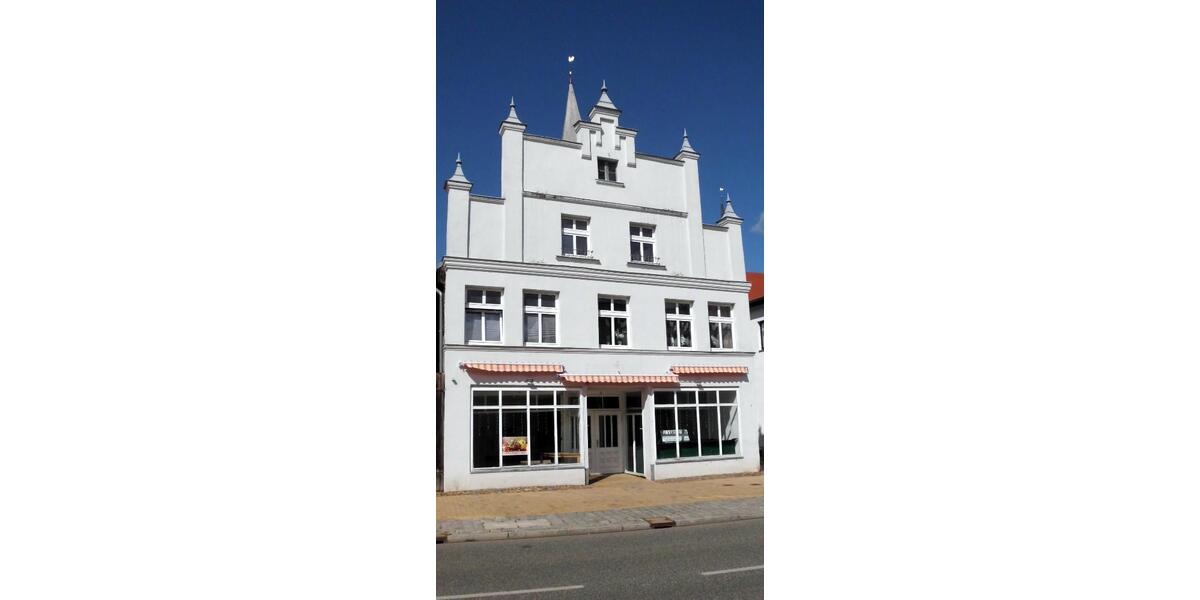 BÜRO - LADENFLÄCHE - GEWERBEEINHEIT IM EG - ZUGANG-ROLLSTUHLGERECHT - MIT - VERKAUFS-ARBEITS-RAUM - 2 NEBENRÄUME UND TOILETTE - BÜTZOW - STADTZENTRUM - Grundstück Bützow Wolken | Angebot:26431179