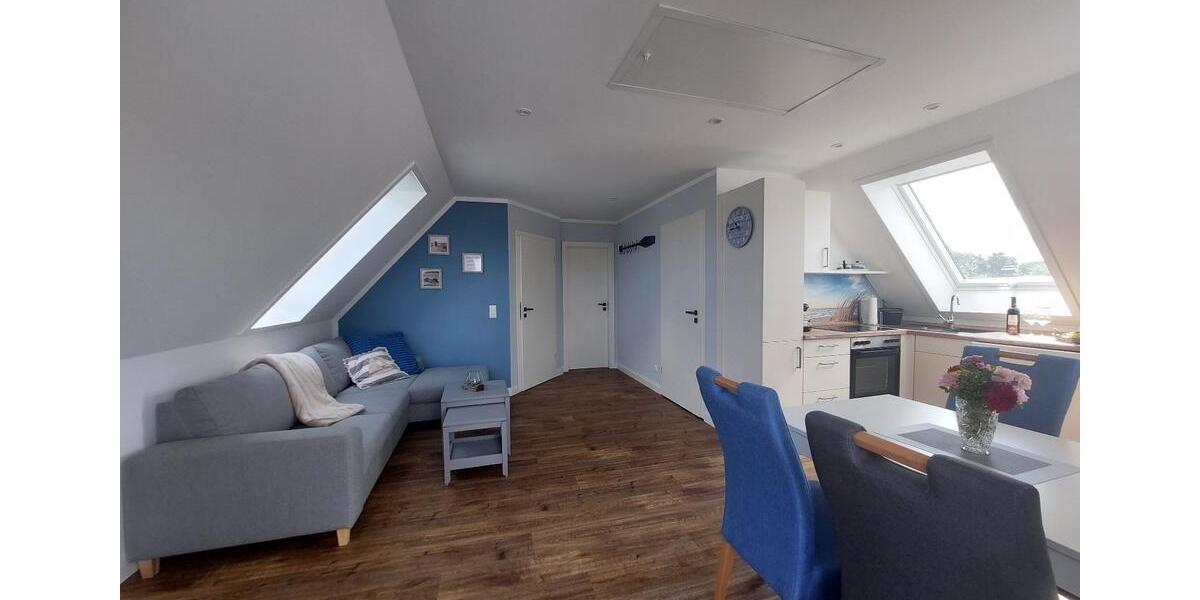 Dachgeschoßwohnung Kröpelin - 3 Zimmer, 48 m&sup2;, 830&euro; | Angebot:26553100