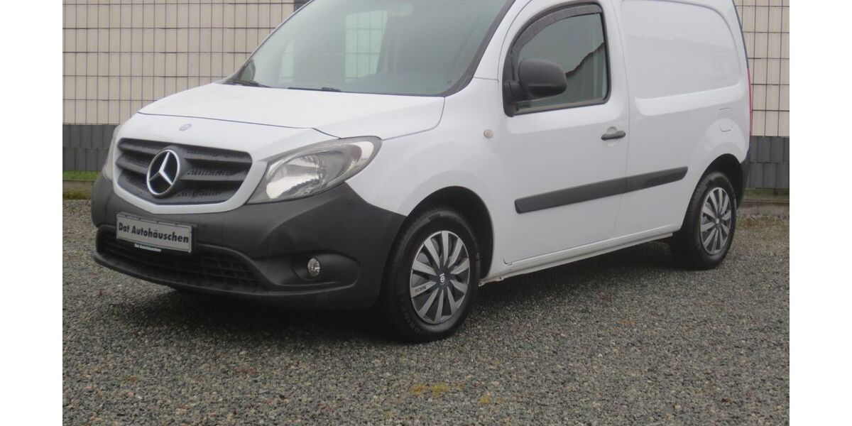 Mercedes-Benz Citan 164.000 km 6.950 &euro; Stäbelow 18198