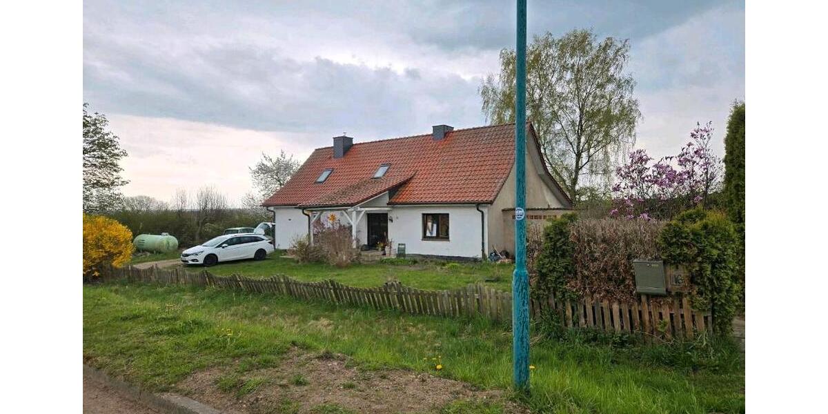 Einfamilienhaus Bützow - 6 Zimmer, 160 m&sup2;, 300.000&euro; | Angebot:26224157