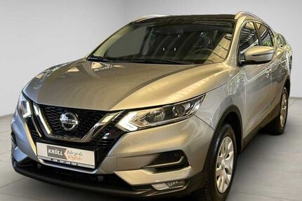 Nissan Qashqai 107.500 km 14.990 &euro; Rostock 18146