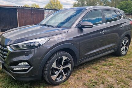 Hyundai TUCSON 124.000 km 11.990 &euro; Rostock 18106