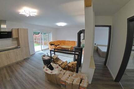 Generationen- Neubau, 2 EBK, PV & Speicher, Garage, Doppelcarport, 2 Kamine, Zisterne, Möbliert 5 zimmer