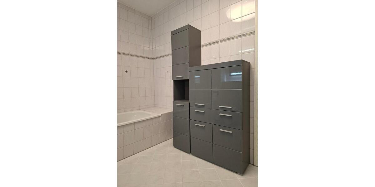 Dachgeschoßwohnung Rostock Hansaviertel - 3 Zimmer, 73 m&sup2;, 800&euro; | Angebot:26278044