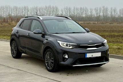 Kia Stonic 82.100 km 12.200 &euro; Rostock 18055