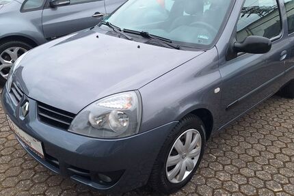 Renault Clio 114.000 km 2.990 &euro; Rostock 18146