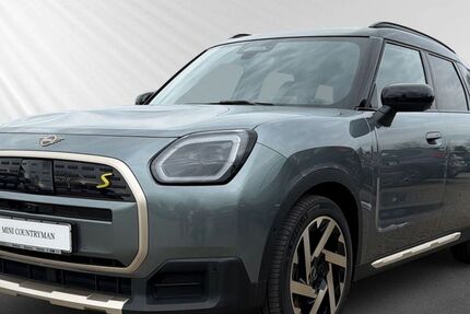 Mini Countryman SE (Cooper) 22.100 km 42.608 &euro; Rostock 18146