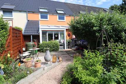 Haus Rostock / Brinckmansdorf Brinckmansdorf - 4 Zimmer, 118 m&sup2;, 395.000&euro; | Angebot:26972799