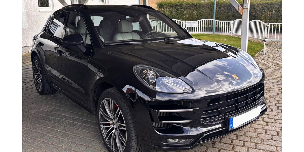 Porsche Macan 169.000 km 33.899 &euro; Elmenhorst 18107
