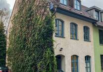 Ein zauberhaftes Stadthaus plus Baugrundstück