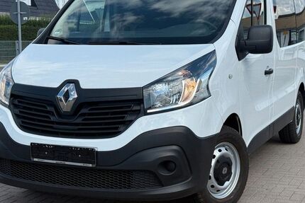 Renault Trafic 232.771 km 9.799 &euro; Tessin 18195