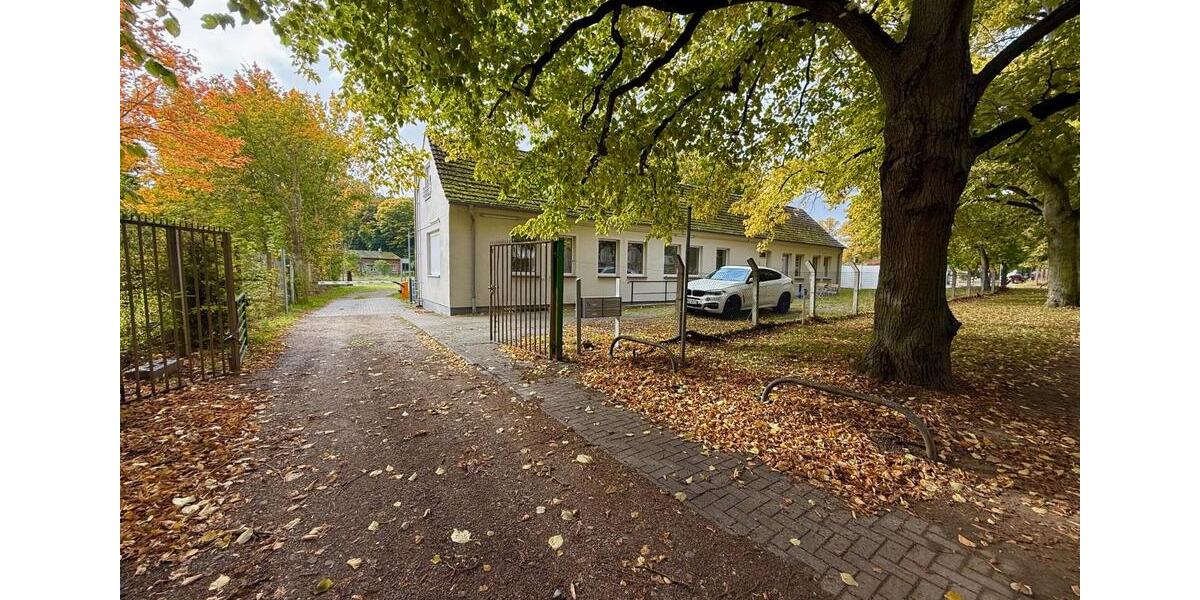 Garagen / Stellplätze Rostock Hansaviertel - 50&euro; | Angebot:23140844