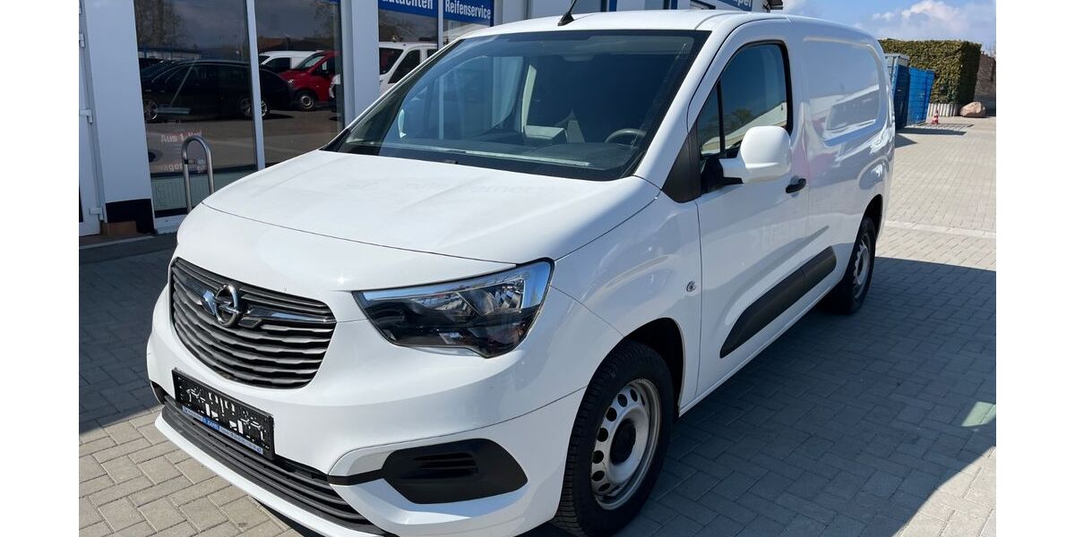 Opel Combo 44.549 km 13.990 &euro; Tessin 18195