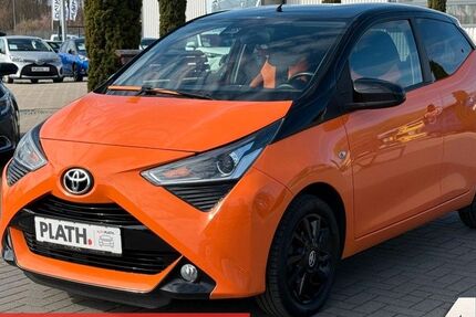 Toyota Aygo (X) 99.500 km 9.790 &euro; Rostock-Warnemünde 18119