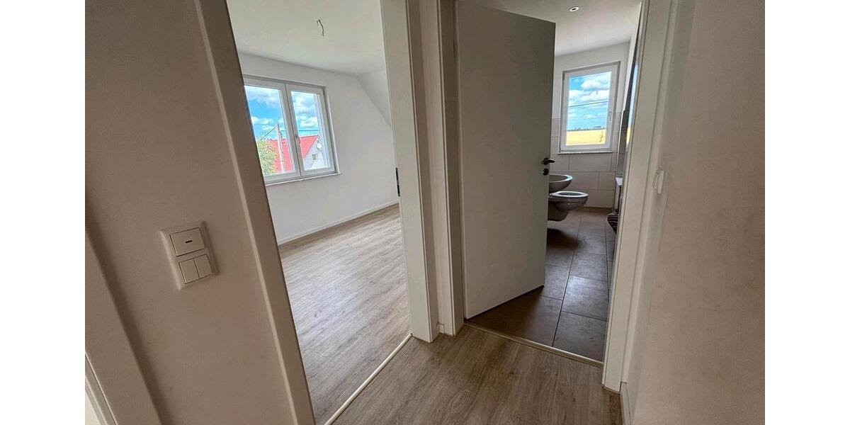 Doppelhaushälfte Laage - 5 Zimmer, 145 m&sup2;, 1.350&euro; | Angebot:25047904