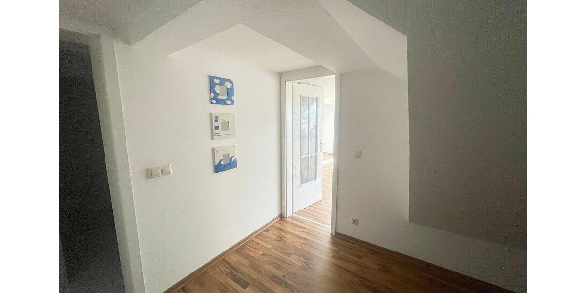 Maisonettenwohnung Dummerstorf - 3 Zimmer, 95 m&sup2;, 1.093&euro; | Angebot:26262728