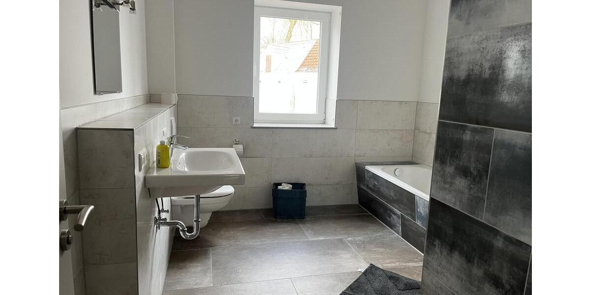 Terrassenwohnung Dummerstorf - 4 Zimmer, 114 m&sup2;, 1.600&euro; | Angebot:25792934