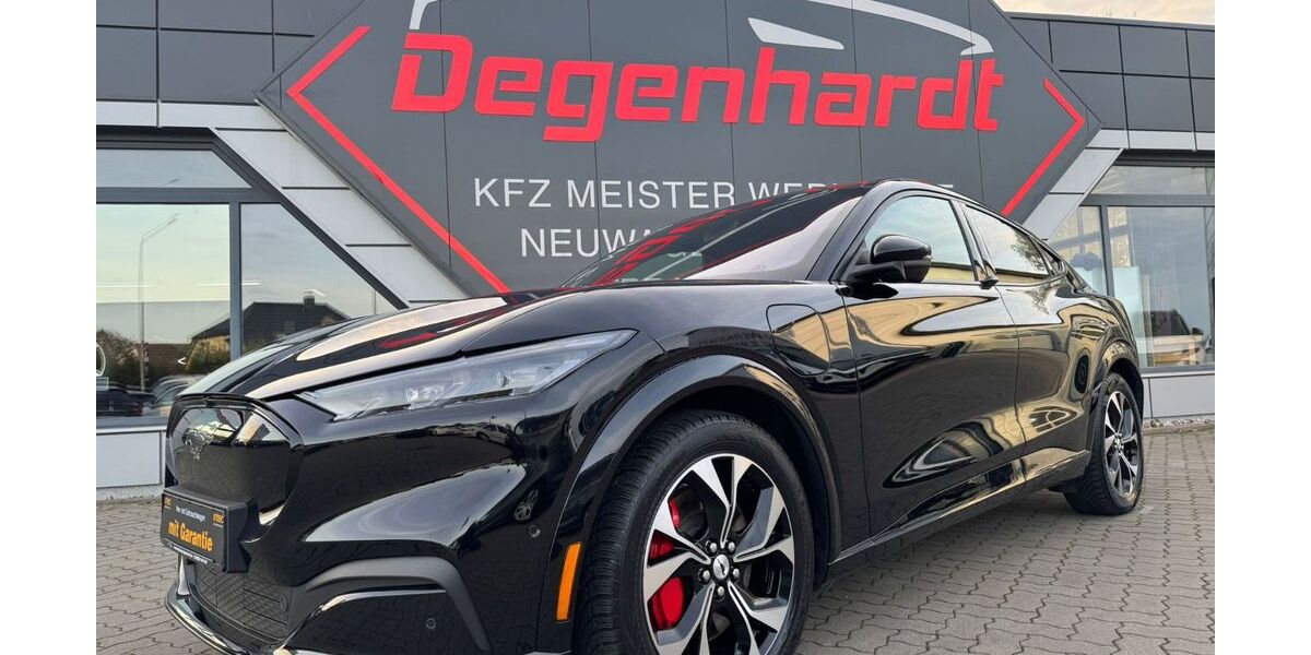 Ford Mustang Mach-E 56.984 km 33.990 € Mönchhagen 18182