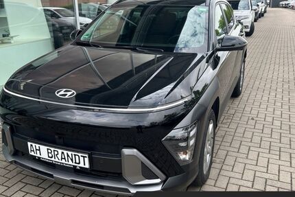 Hyundai KONA 22.302 km 25.990 &euro; Rostock 18146