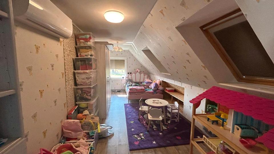 Einfamilienhaus Bützow - 7 Zimmer, 235 m&sup2;, 349.000&euro; | Angebot:26516032