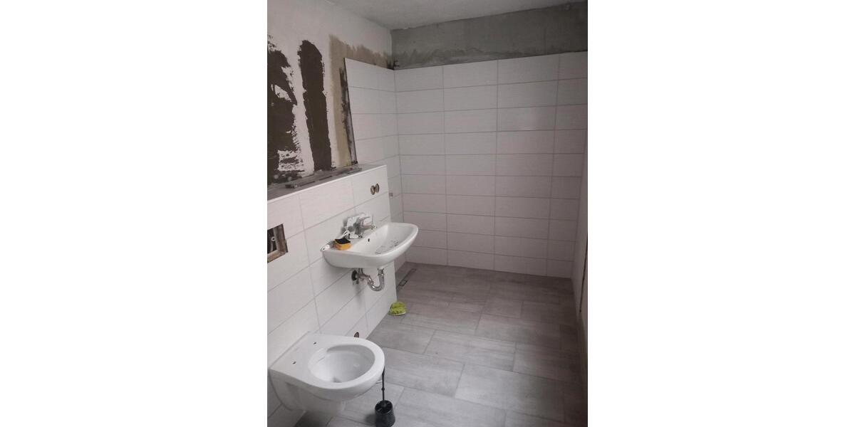 Reihenhaus Rostock Evershagen - 5 Zimmer, 85 m&sup2;, 35.000&euro; | Angebot:25268682