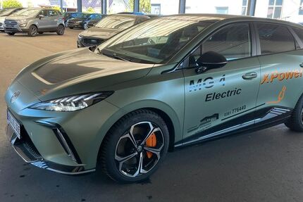 MG 4 2.500 km 33.900 &euro; Rostock 18106