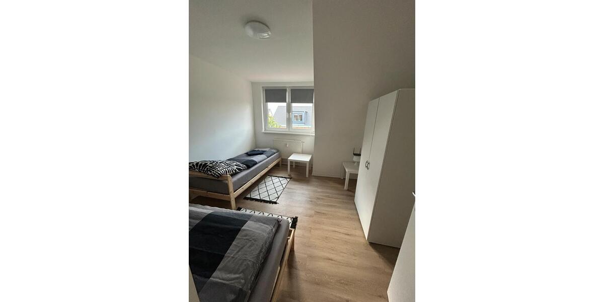 Dachgeschoßwohnung Bentwisch - 2 Zimmer, 40 m&sup2;, 25&euro; | Angebot:23172247