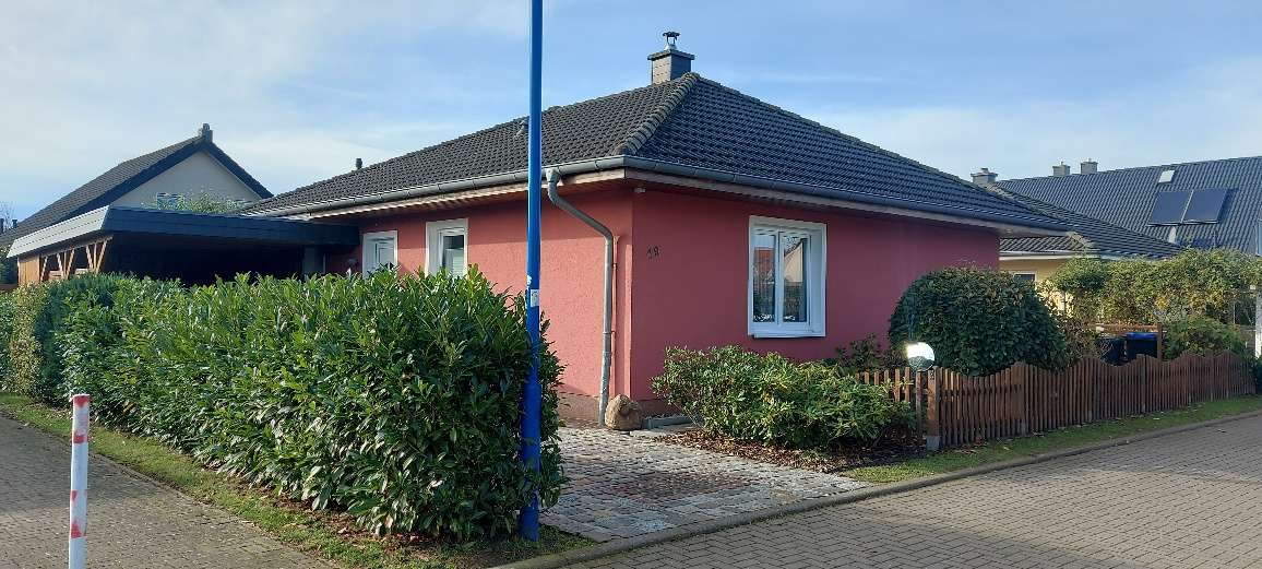Haus zum Kaufen in Broderstorf 358.000 € 82.59 m² 3 zimmer