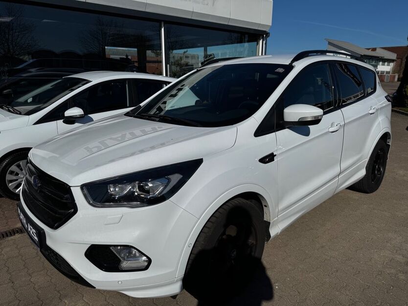 Ford Kuga 149.741 km 16.890 € Rostock 18059