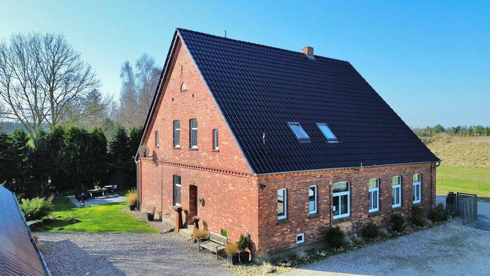 Einfamilienhaus Marlow - 6 Zimmer, 216 m&sup2;, 649.900&euro; | Angebot:25968437
